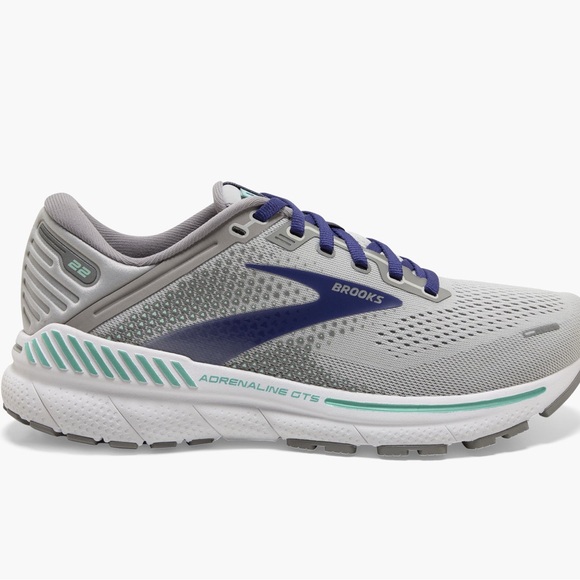 Brooks Adrenaline GTS in Gray and Purple - Picture 1 of 10